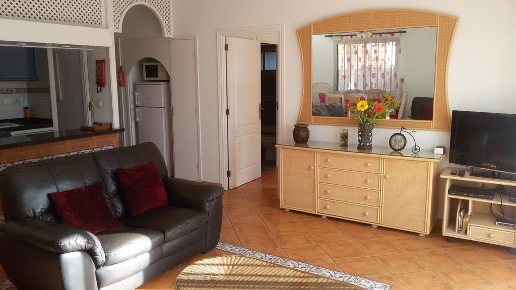 Villa Azul カジャオ・サルバヘ 部屋 写真